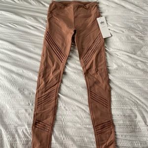 alo leggings